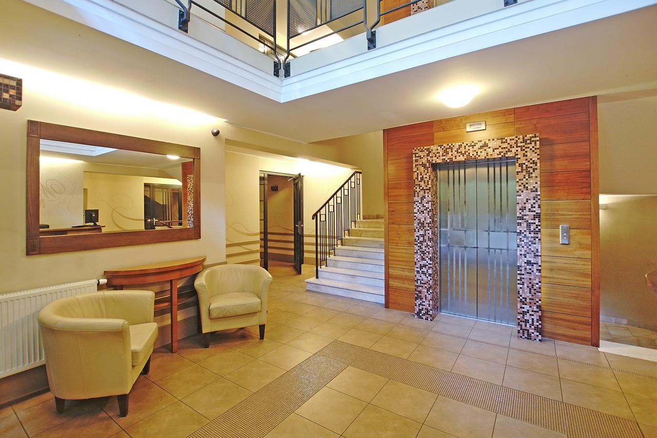Beachfront Apartment Haga With Free Parking By Noclegi Renters Sopot Exterior photo