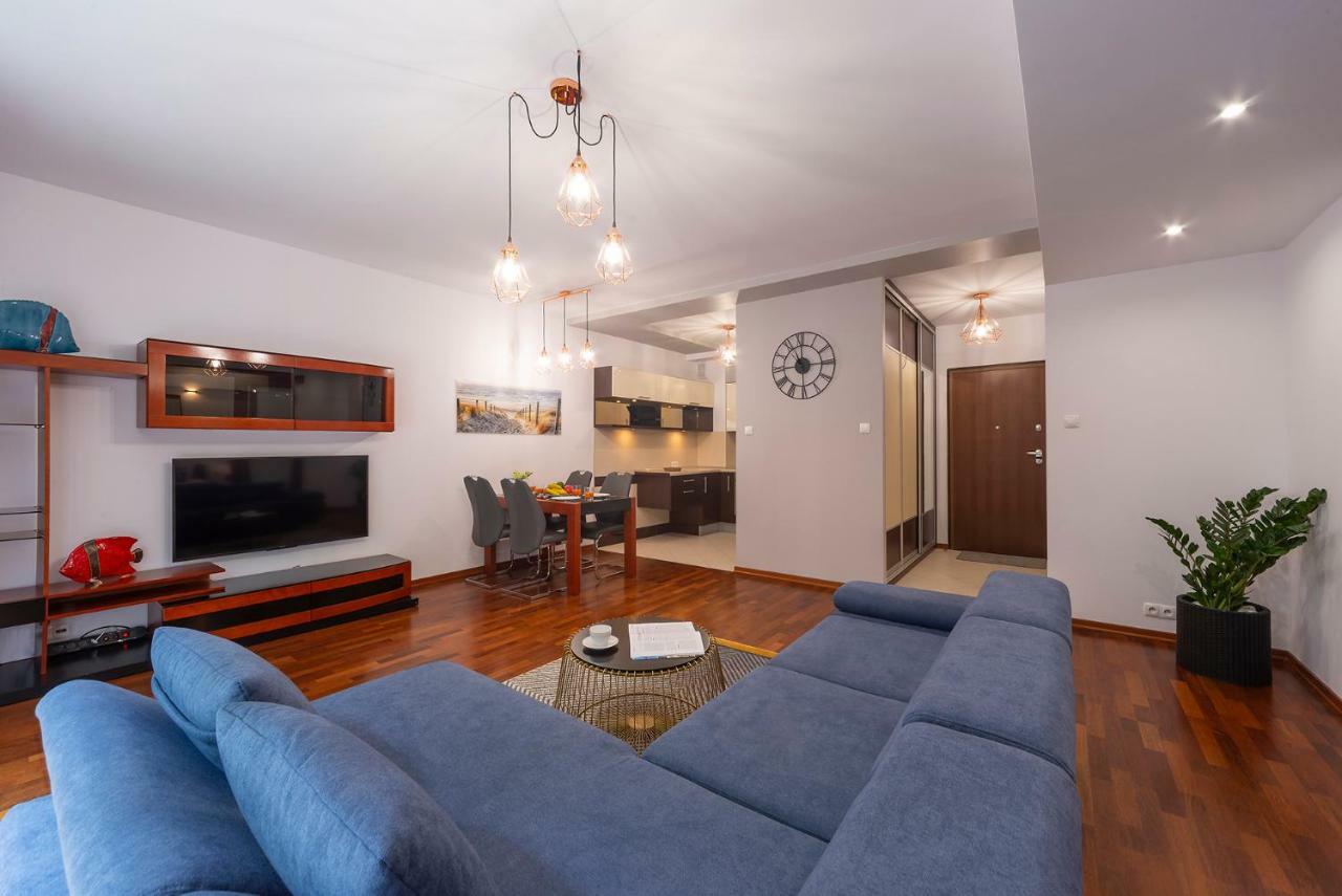 Beachfront Apartment Haga With Free Parking By Noclegi Renters Sopot Exterior photo